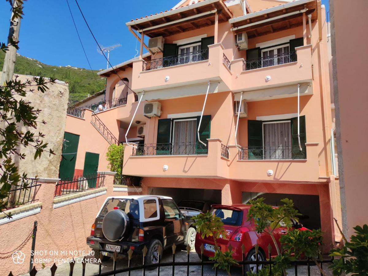 San Vlassis Area Apartment Lakones Экстерьер фото